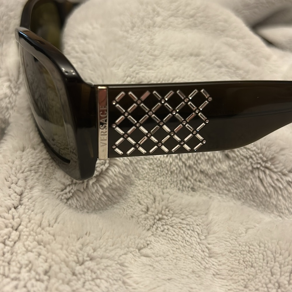 Versace sunglasses - Picture 13 of 13